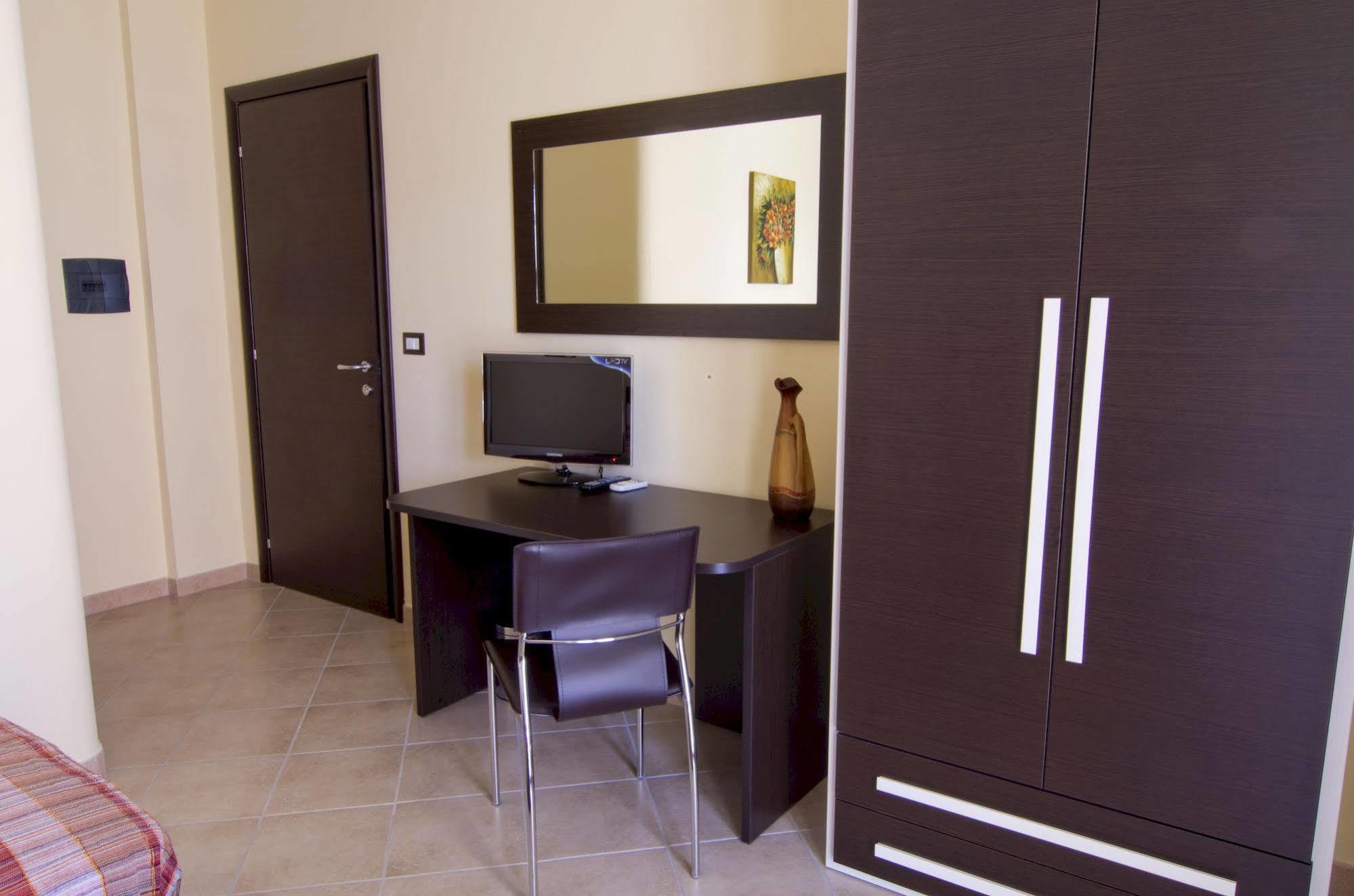 B&B La Porta Accanto Sassari Zewnętrze zdjęcie